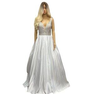 White Formal Wedding Dress with‎ Beaded Bodice NWT